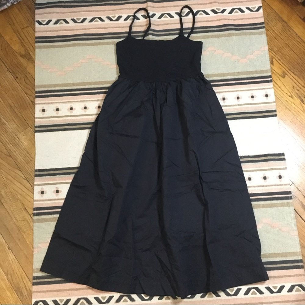 Old navy XS midi dress black smocked top flowy skirt